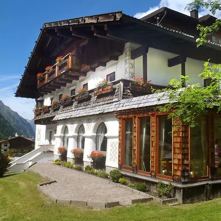 Apartment Pitztal.4 Enzenstall